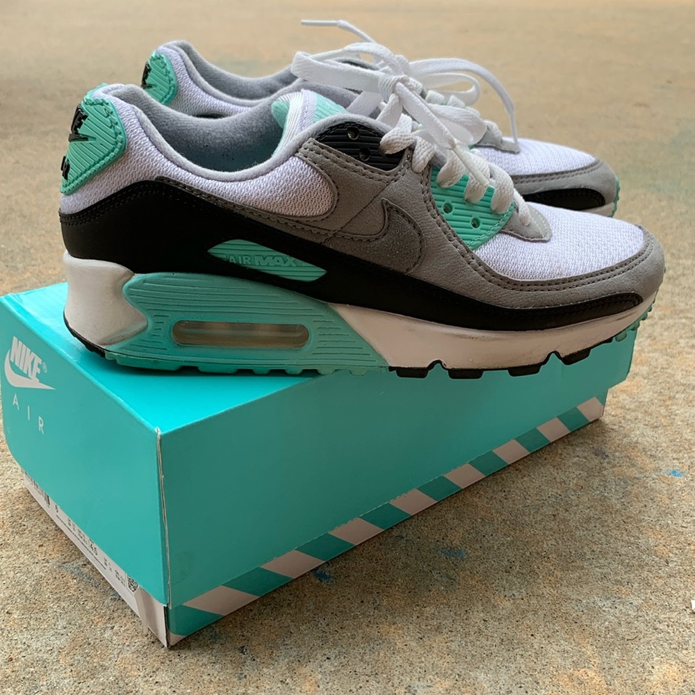 Nike Air Max 90 sneakers